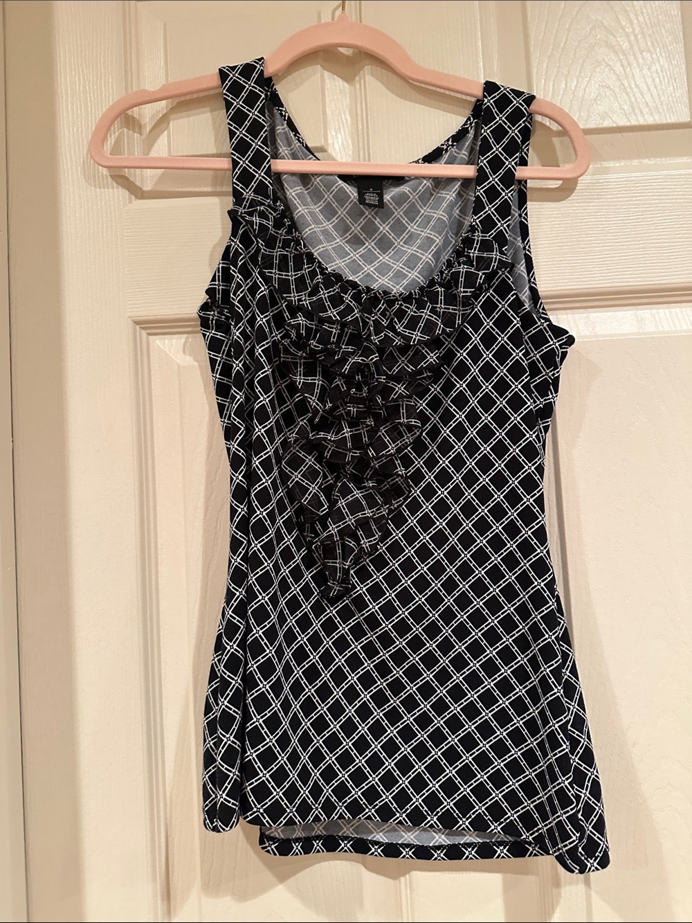 White House Black Market Black & White Ruffled Geo-Print Tank
